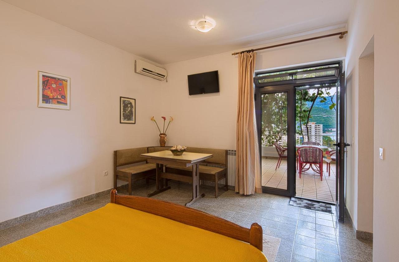 Guest House Madra Budua Esterno foto