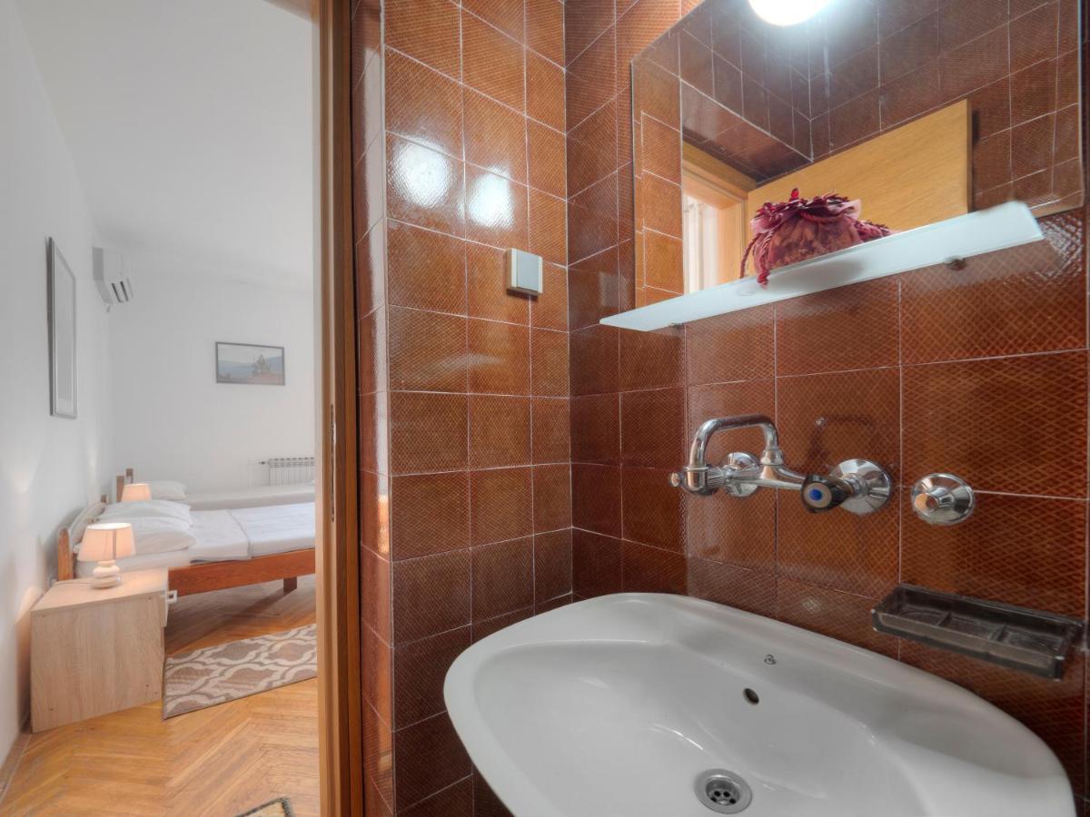 Guest House Madra Budua Esterno foto